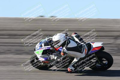 media/Jan-16-2026-CVMA Friday Practice (Fri) [[6f2bf47531]]/3-Racer 2/Session 2 Bowl Entry Pans/